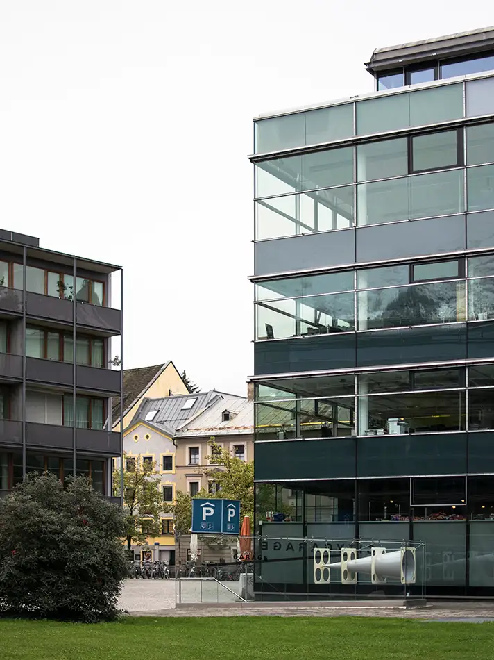 Anamorphic installation in public space in which an eye is visible in a cone - Sowi Innsbruck