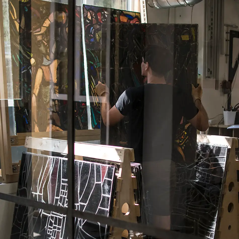 Restoration of the stained glass windows in Priesterseminar Innsbruck - the panels in the workshop