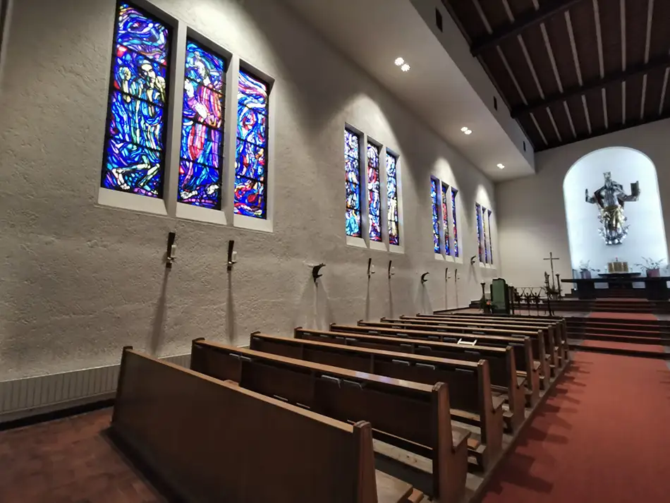 Restoration of the stained glass windows in Priesterseminar Innsbruck - full view of the windows