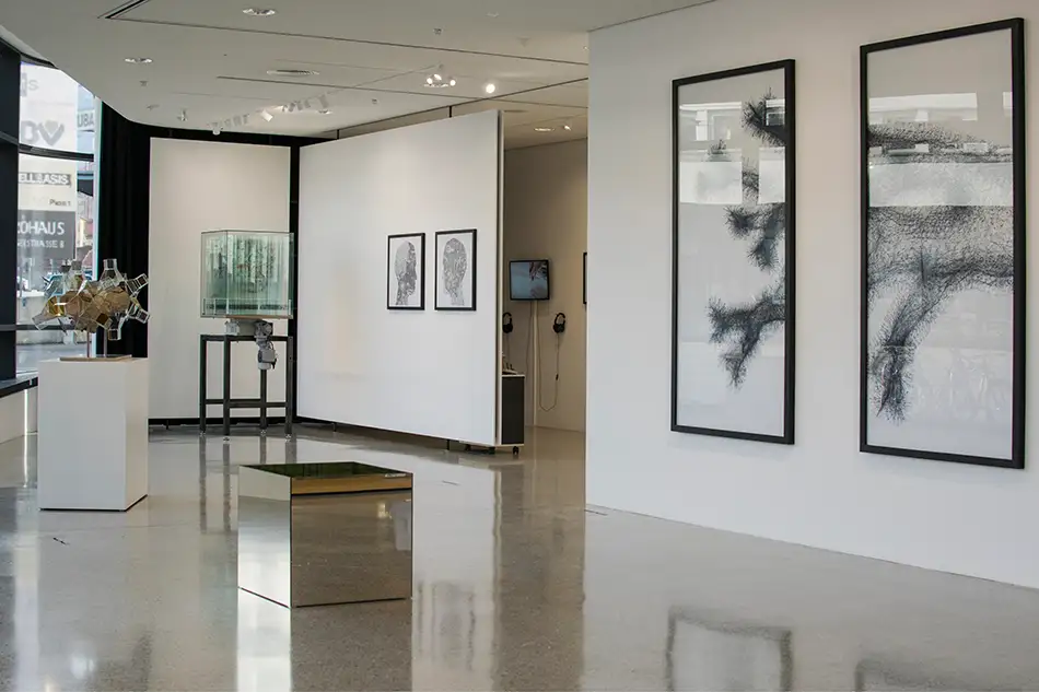 Ecotopia - Spiegel Kunst Installation - Stadtbibliothek Innsbruck